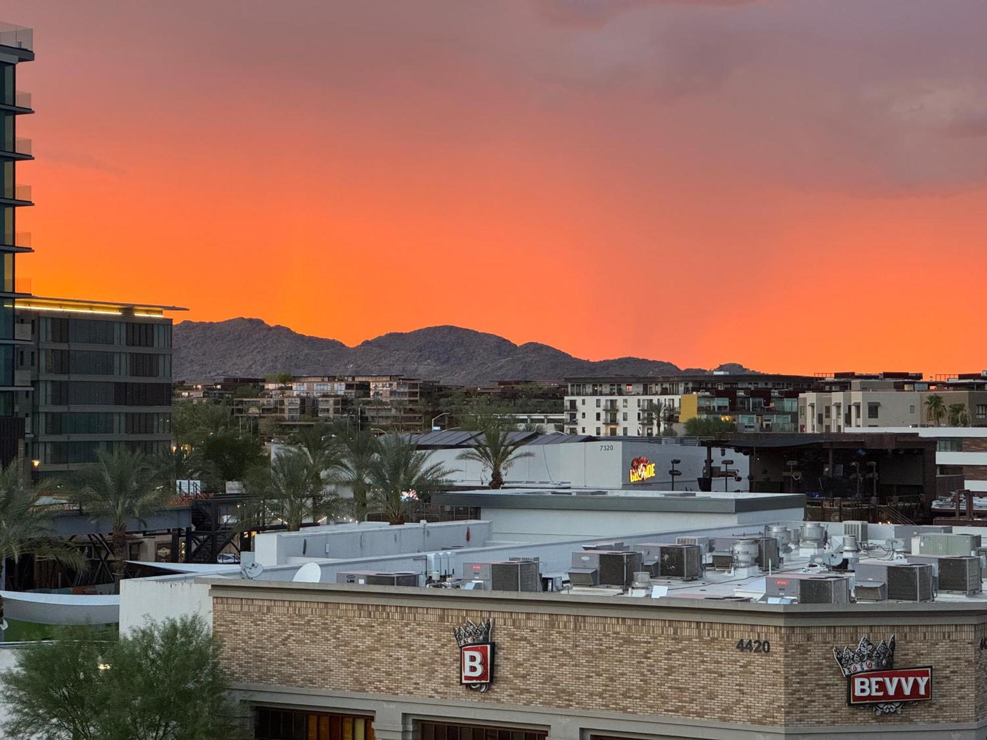 The Scottsdale View Apartment Екстериор снимка